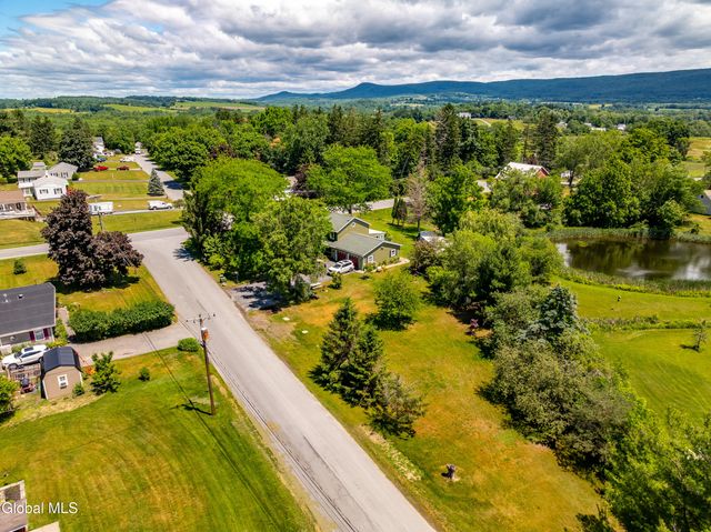 379 NY-355, Poestenkill, NY 12140
