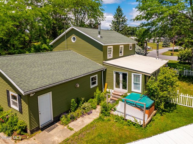 379 NY-355, Poestenkill, NY 12140