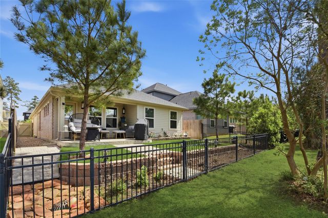 40526 Berylline Lane, Magnolia, TX 77354