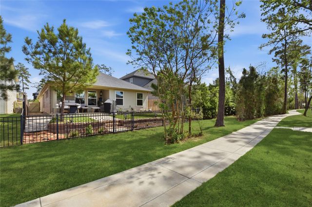 40526 Berylline Lane, Magnolia, TX 77354