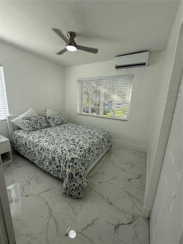 8340 Crespi Blvd 18, Miami Beach, FL 33141