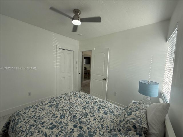 8340 Crespi Blvd 18, Miami Beach, FL 33141