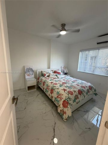 8340 Crespi Blvd 18, Miami Beach, FL 33141