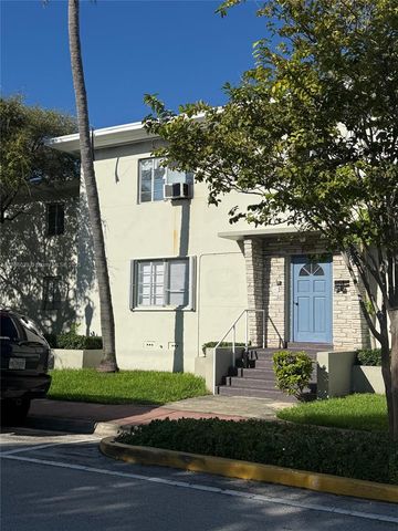 8340 Crespi Blvd 18, Miami Beach, FL 33141