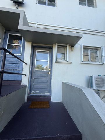 8340 Crespi Blvd 18, Miami Beach, FL 33141