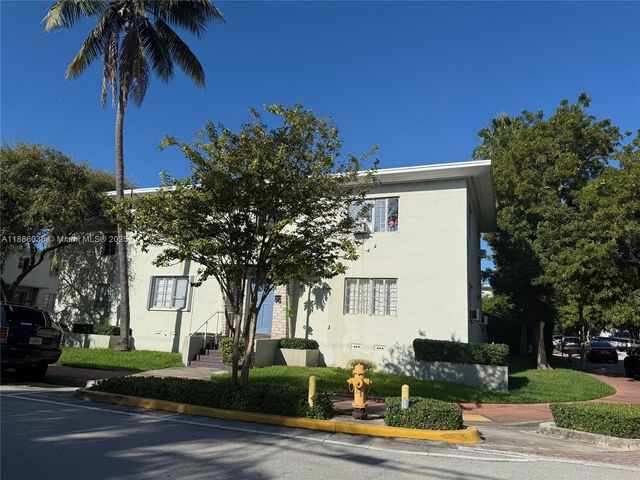 8340 Crespi Blvd 18, Miami Beach, FL 33141