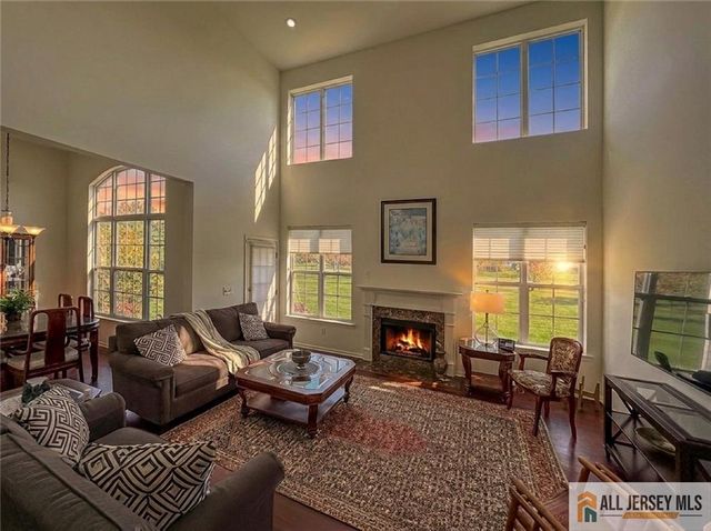 16 Tryall Boulevard, Monroe, NJ 08831