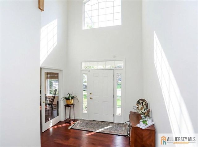 16 Tryall Boulevard, Monroe, NJ 08831