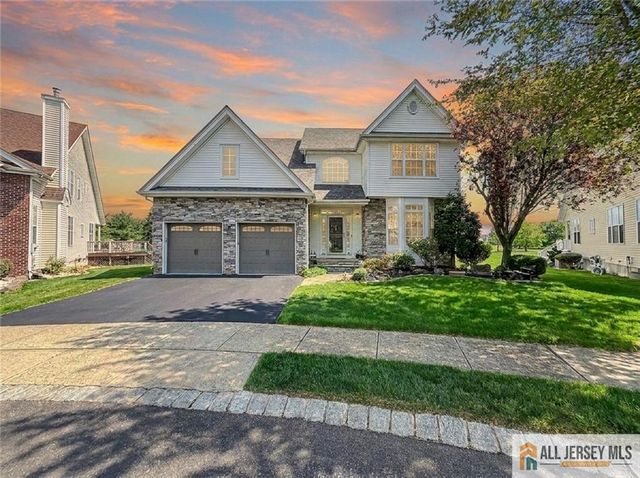 16 Tryall Boulevard, Monroe, NJ 08831