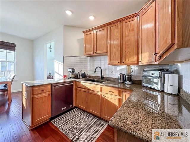 16 Tryall Boulevard, Monroe, NJ 08831