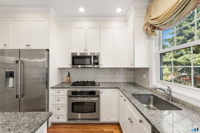 70 Southport Place, Fairfield, CT 06890