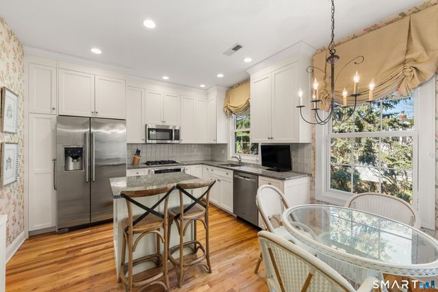 70 Southport Place, Fairfield, CT 06890