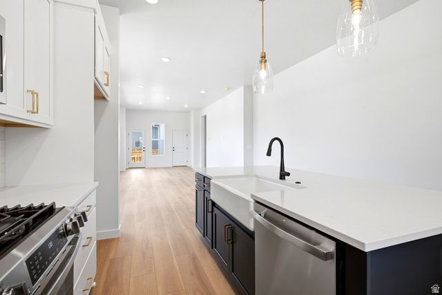 7256 S RAMBLE RD, West Jordan, UT 84081