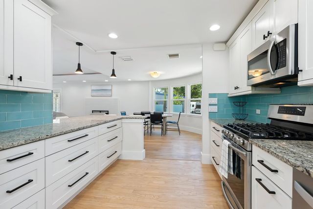 1931 HIGH POINT CIRCLE, Sarasota, FL 34236