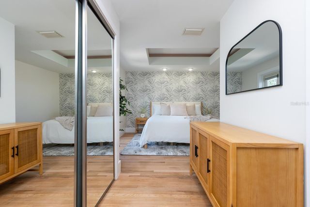 1931 HIGH POINT CIRCLE, Sarasota, FL 34236