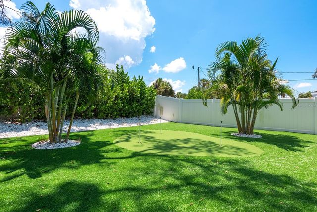 1931 HIGH POINT CIRCLE, Sarasota, FL 34236