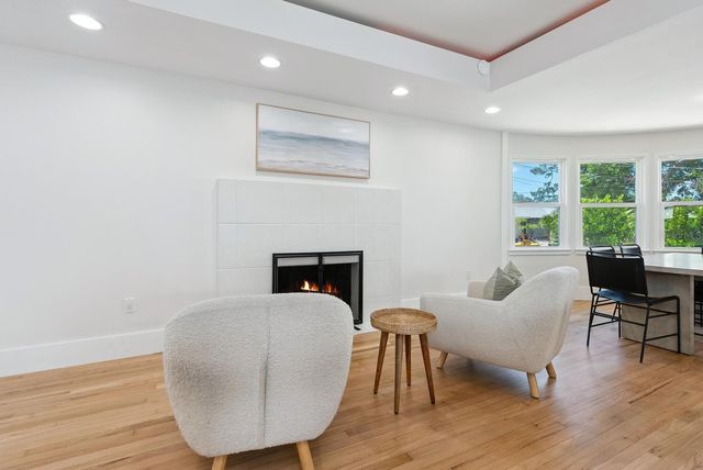 1931 HIGH POINT CIRCLE, Sarasota, FL 34236