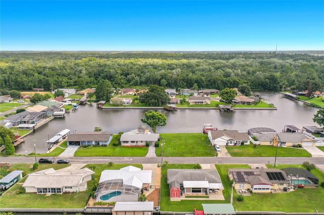 13233 COUNTRY CLUB, Tavares, FL 32778