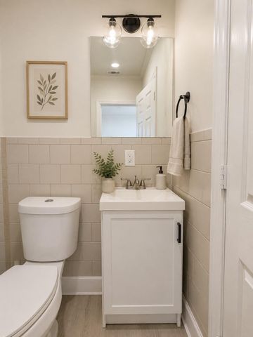 400 W Republic Avenue, Baytown, TX 77520
