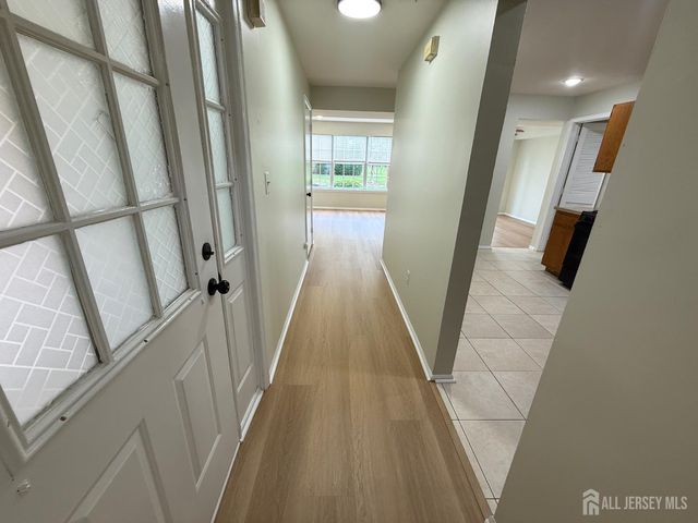 220 Copeley Way, North Brunswick, NJ 08902
