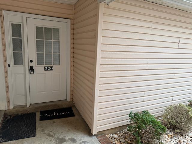 220 Copeley Way, North Brunswick, NJ 08902