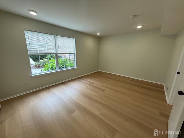 220 Copeley Way, North Brunswick, NJ 08902