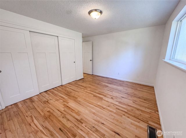 712 141st Street E, Tacoma, WA 98445