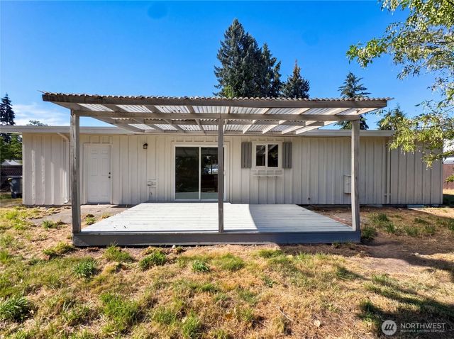 712 141st Street E, Tacoma, WA 98445