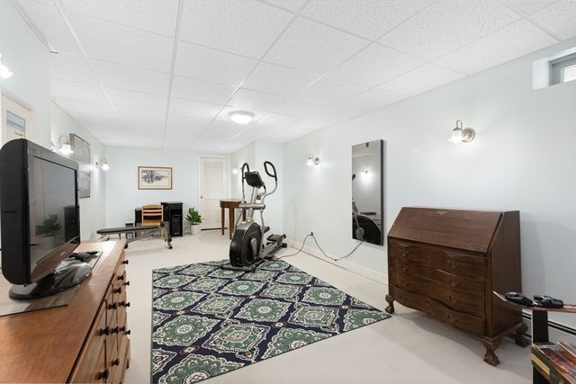 36 Lennox Rd, Nahant, MA 01908