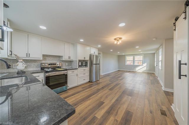 3103 Pipers Gap Road, Mount Airy, NC 27030