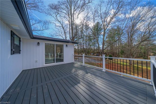 3103 Pipers Gap Road, Mount Airy, NC 27030