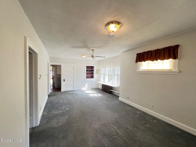 1182 S Country Club Drive, Niskayuna, NY 12309