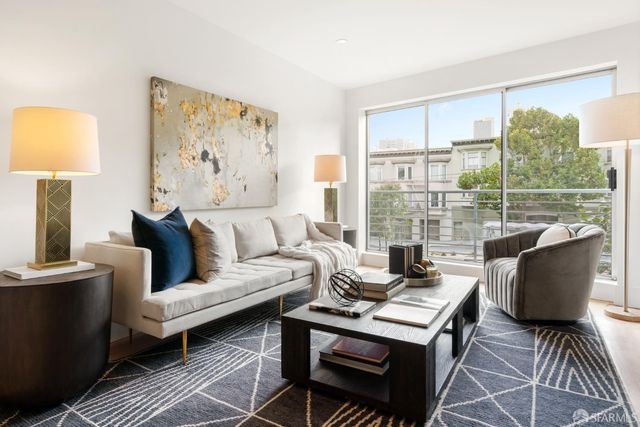 2315 Van Ness Avenue 2, San Francisco, CA 94109