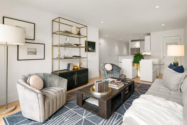 2315 Van Ness Avenue 2, San Francisco, CA 94109