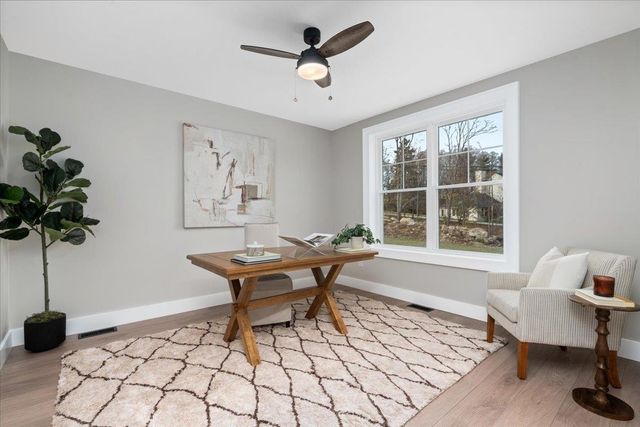 5 Jennifer Drive B, Merrimack, NH 03054