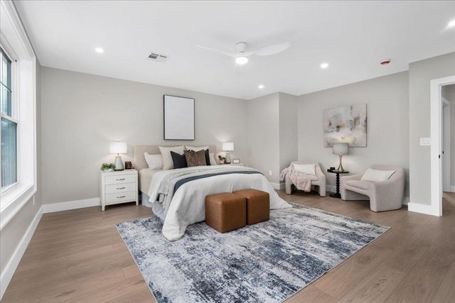 5 Jennifer Drive B, Merrimack, NH 03054