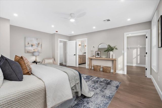 5 Jennifer Drive B, Merrimack, NH 03054