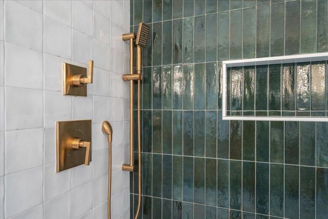 5 Jennifer Drive B, Merrimack, NH 03054