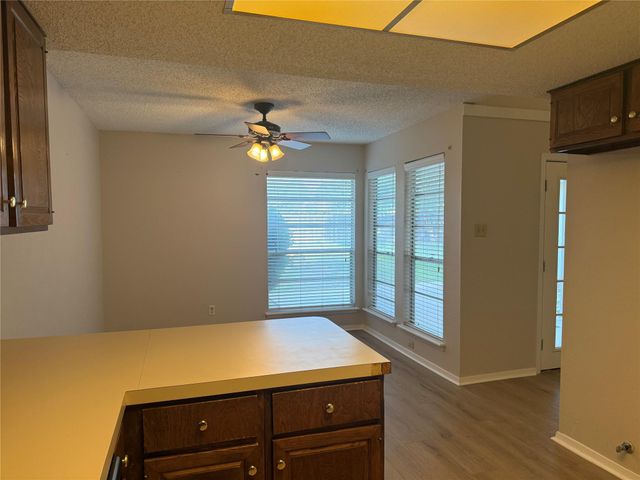 1401 Wood Rock DR, Round Rock, TX 78681