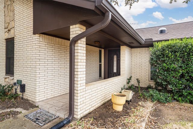 4345 Willow Way Road, Fort Worth, TX 76133
