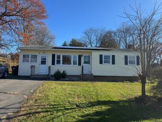 12 Chester Drive, Windsor Locks, CT 06096