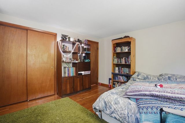 12 Valerie Circle, Ashburnham, MA 01430