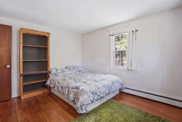12 Valerie Circle, Ashburnham, MA 01430