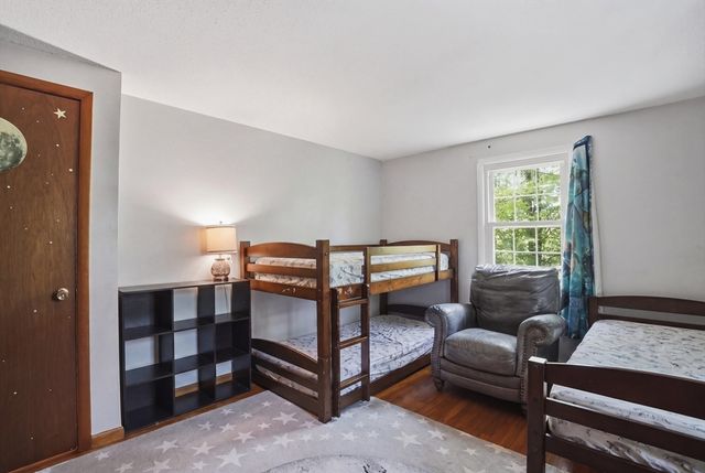 12 Valerie Circle, Ashburnham, MA 01430