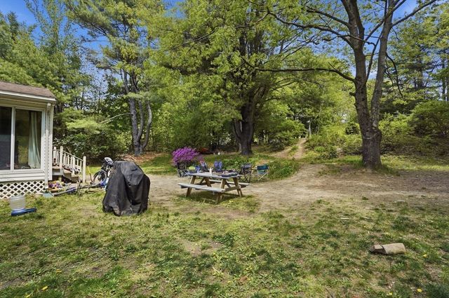 12 Valerie Circle, Ashburnham, MA 01430