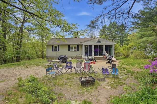 12 Valerie Circle, Ashburnham, MA 01430