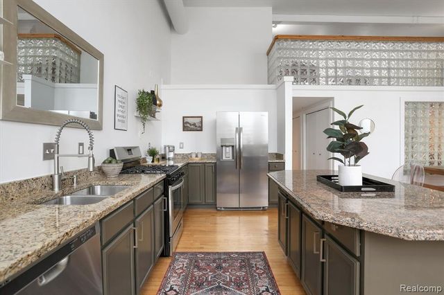 2843 E Grand Blvd 4, Detroit, MI 48211