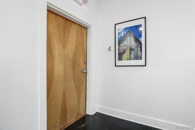 2843 E Grand Blvd 4, Detroit, MI 48211