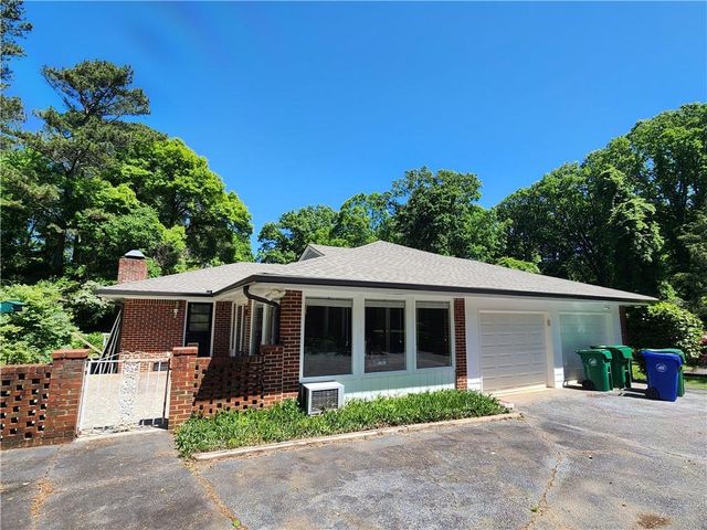 2324 Clairmont Road NE, Atlanta, GA 30329