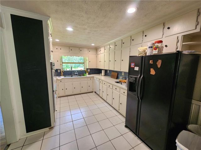 2324 Clairmont Road NE, Atlanta, GA 30329